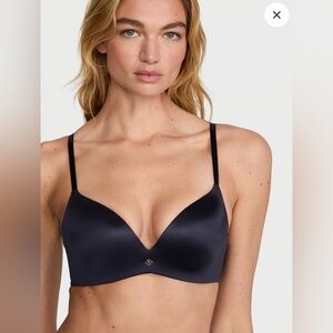 Victoria's Secret Very Sexy So Obsessed Black Smooth Wireless Push-Up Bra